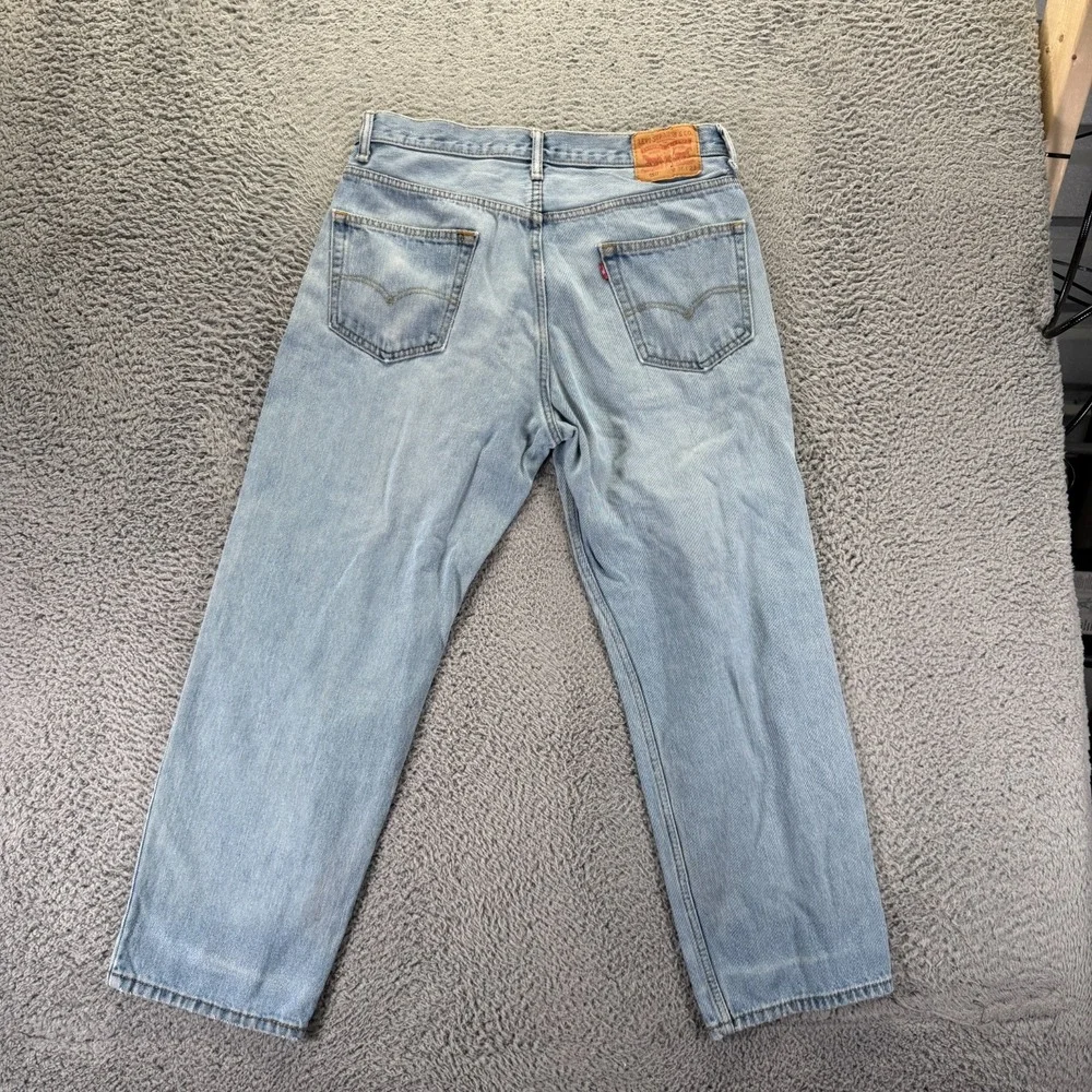 Levis before purchasing